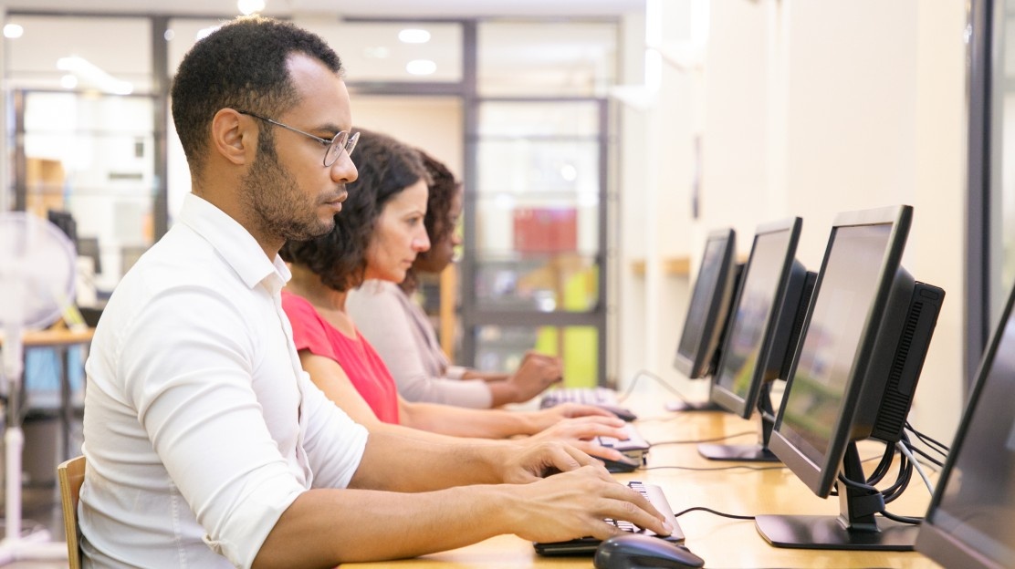 Tailored IT Systems for Educational Institutions